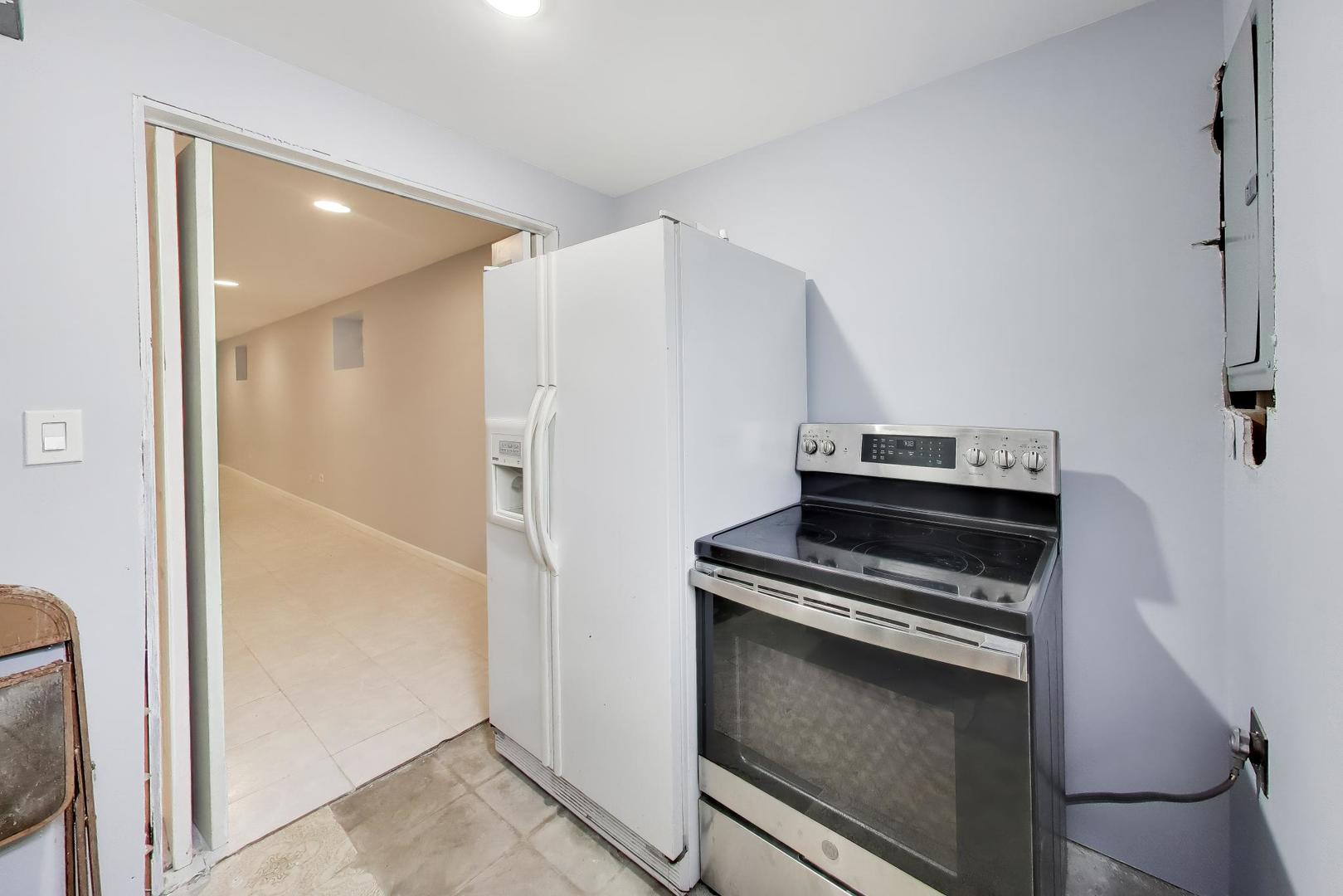 2972 South Loomis Street Chicago, IL 60608 - Photo 37 of 42