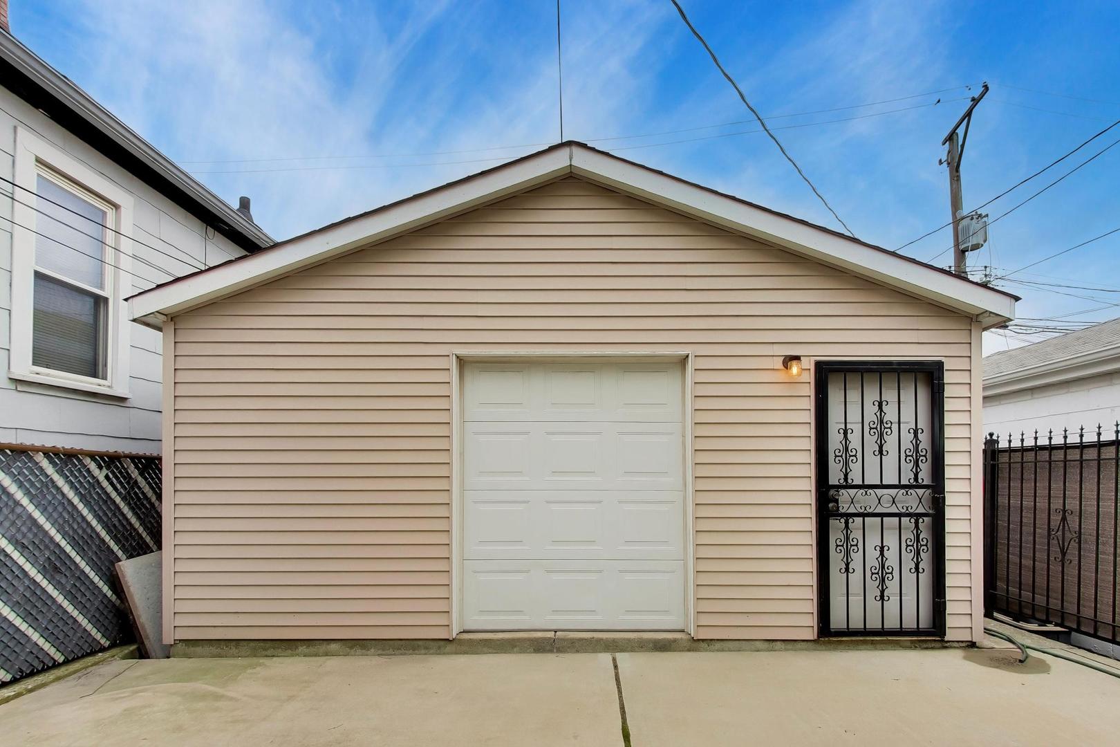2972 South Loomis Street Chicago, IL 60608 - Photo 40 of 42