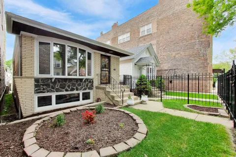 $579,900 | 2972 South Loomis Street, Chicago, IL 60608
