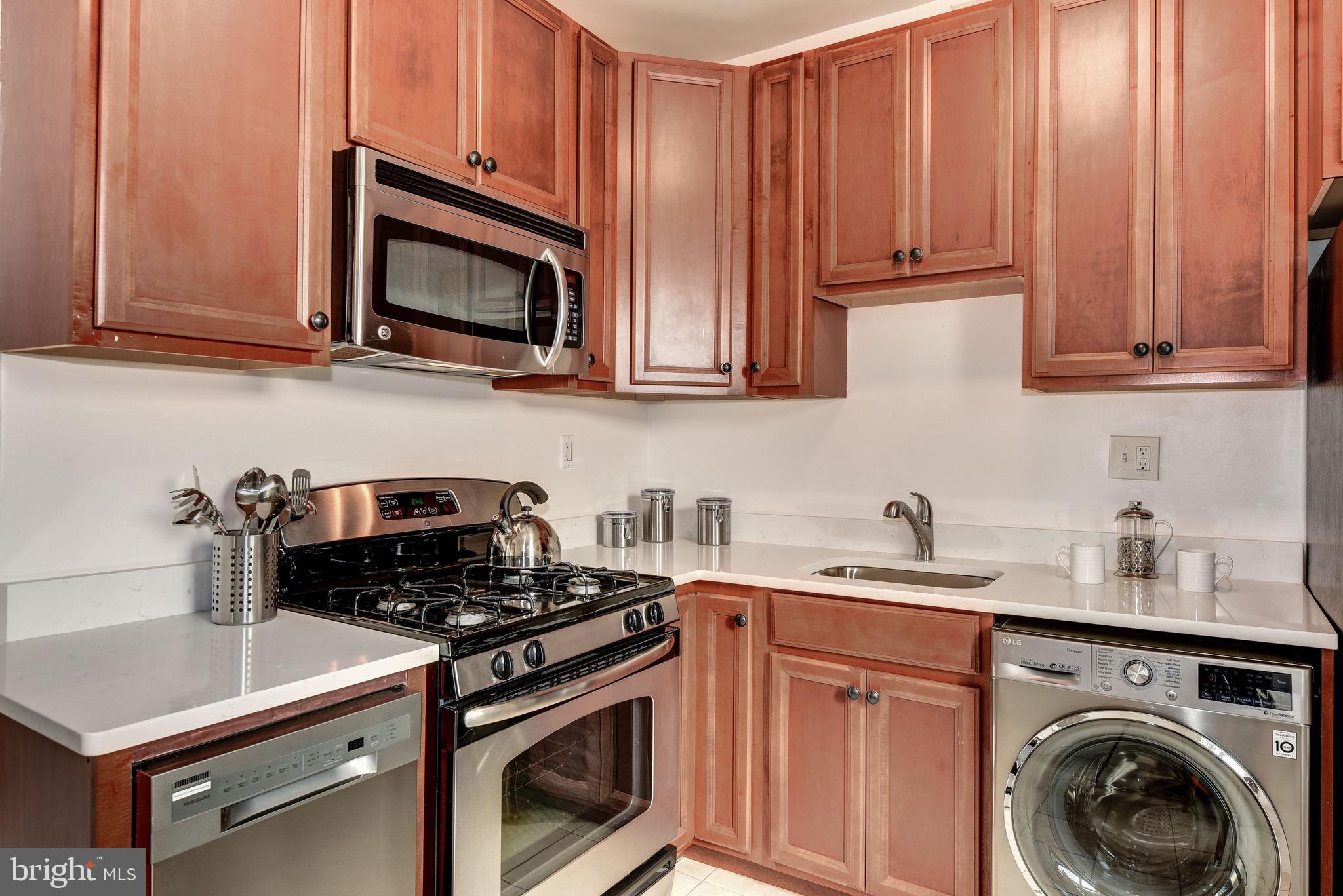 3022 R Street Northwest, Unit 2 Washington, DC 20007 - Photo 6 of 10