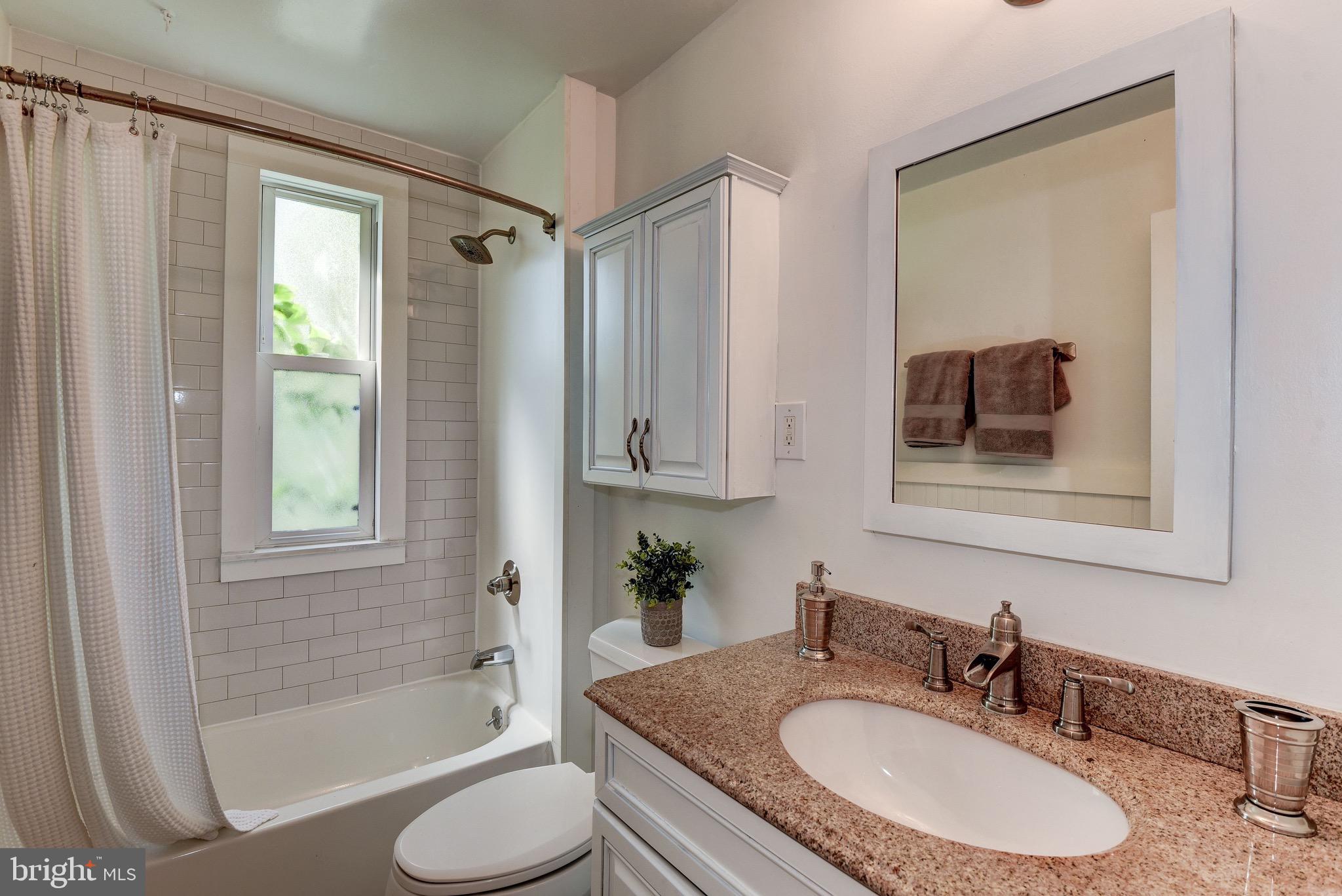 3022 R Street Northwest, Unit 2 Washington, DC 20007 - Photo 9 of 10