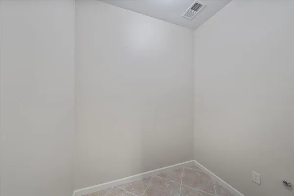 $249,900 | 1647 West Southfield Circle, Memphis, TN 38016