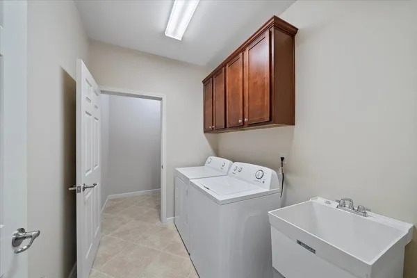 $245,000 | 1647 West Southfield Circle, Memphis, TN 38016