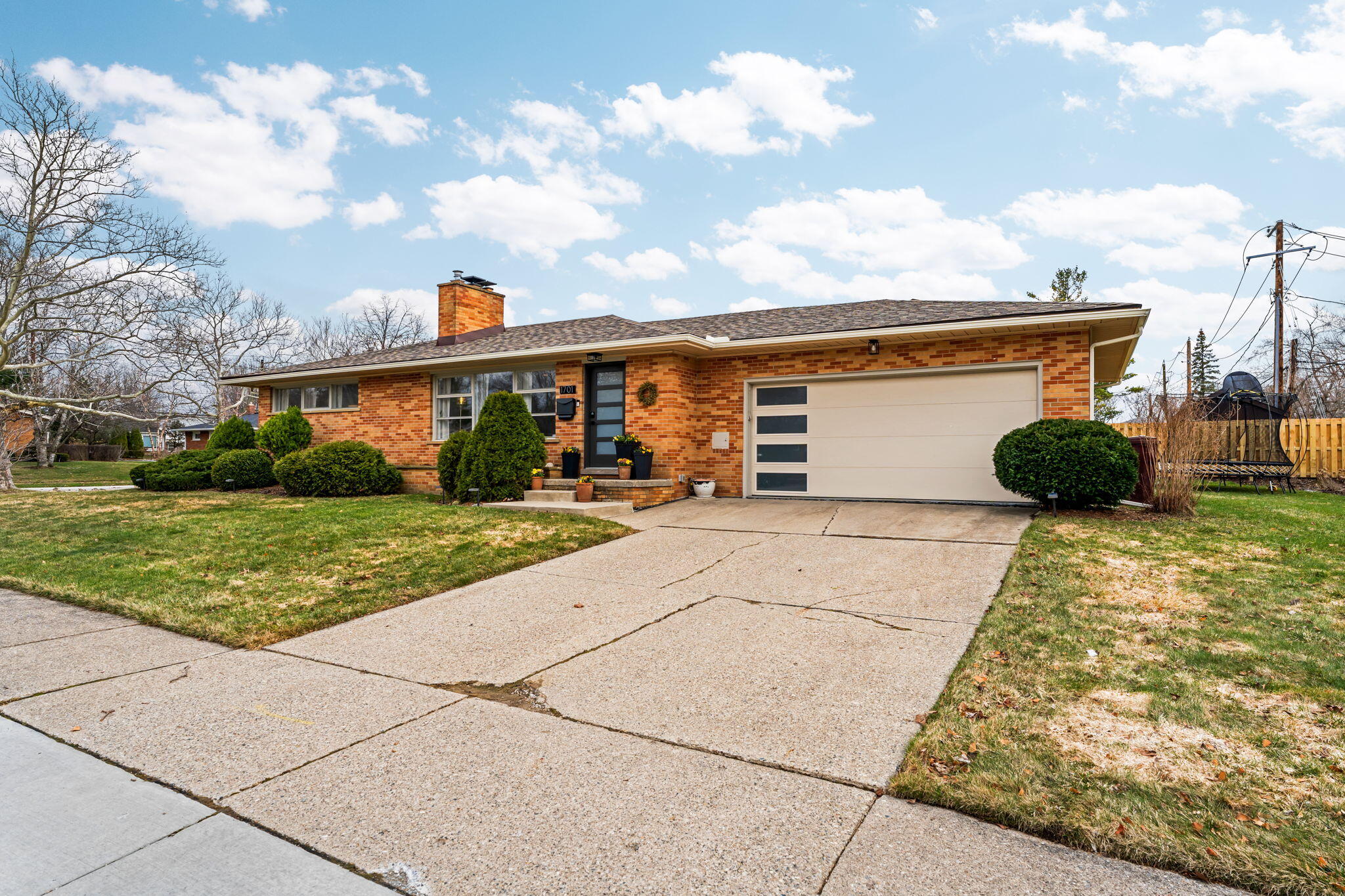 1701 Hanover Road Ann Arbor, MI 48103 - Photo 47 of 57 52-web-or-mls-DSC09050