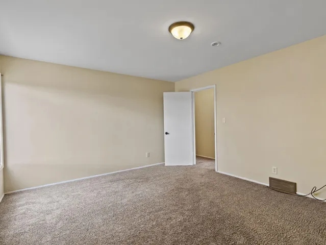 $237,500 | 4129 West College Avenue, Franklin, WI 53221