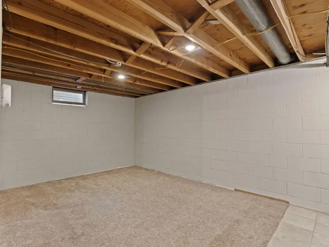 $237,500 | 4129 West College Avenue, Franklin, WI 53221