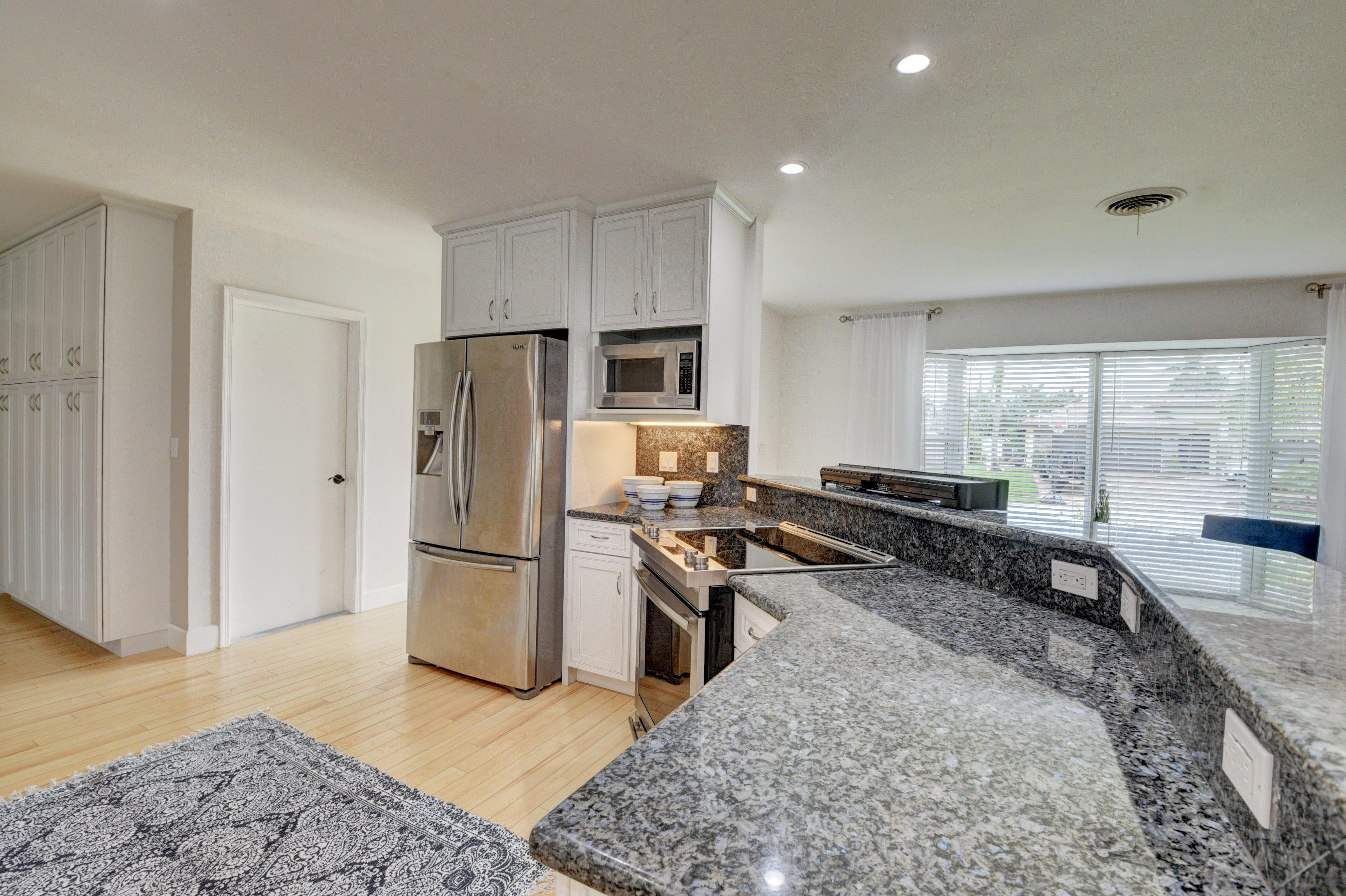 1050 Southwest 13th Place Boca Raton, FL 33486 - Photo 10 of 41 Kitchen