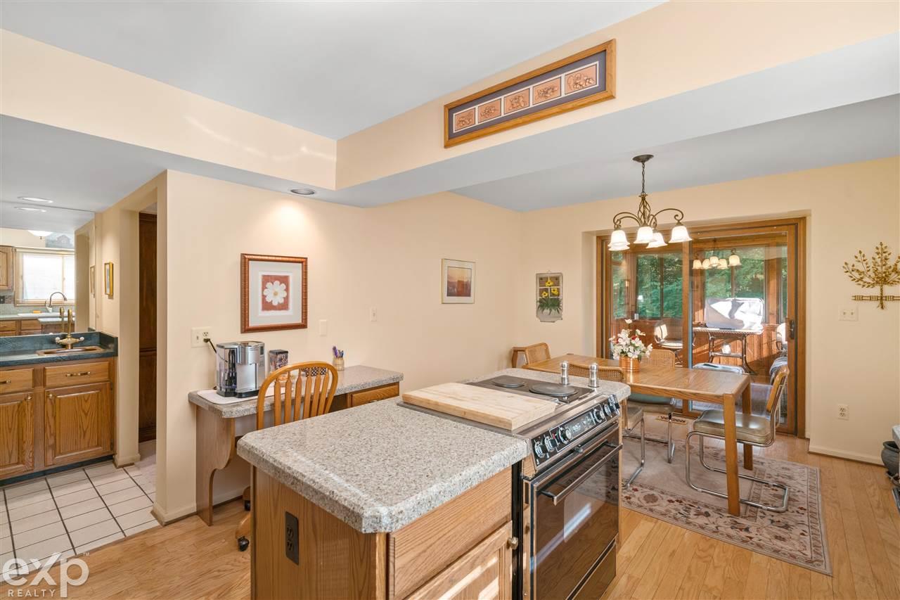 857 River Bend Drive Rochester Hills, MI 48307 - Photo 15 of 39