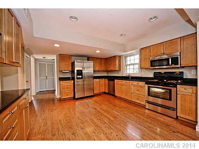 6816 Thermal Road Charlotte, NC 28211 - Photo 2 of 16 Gallery Image 2