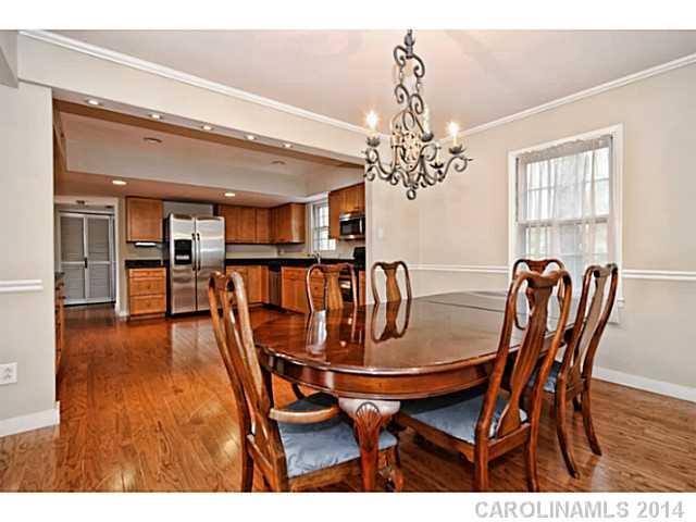 6816 Thermal Road Charlotte, NC 28211 - Photo 7 of 16 Gallery Image 7
