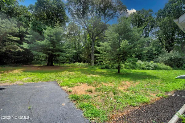 $4,500 | 88 Dutch Lane Road, Marlboro, NJ 07746