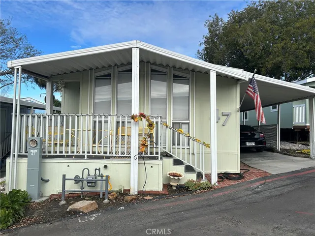 $149,900 | 17261 Gothard Street, Unit 47, Huntington Beach, CA 92647