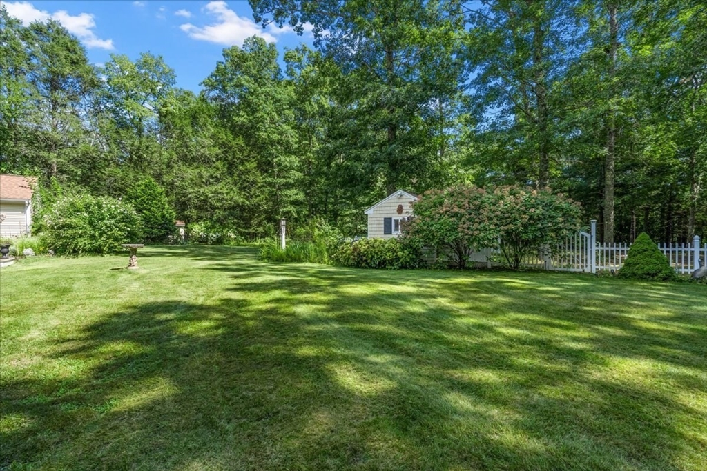 28 Lawrence Road Halifax, MA 02338 - Photo 32 of 42 Gallery Image 32