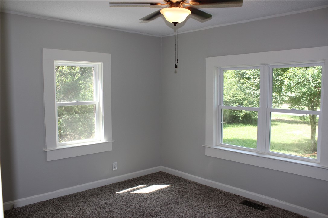 808 Central Road Pendleton, SC 29670 - Photo 13 of 22