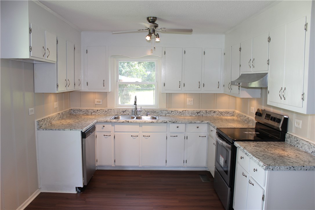 808 Central Road Pendleton, SC 29670 - Photo 4 of 22
