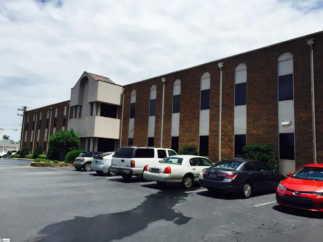 $950 | 2315 North Main Street, Anderson, SC 29621