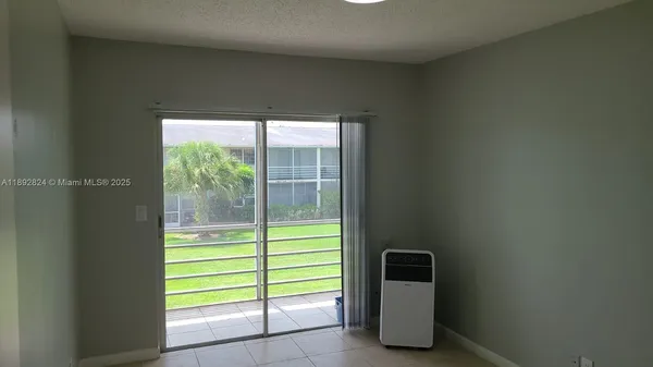 $1,450 | 287 Norwich L, Unit 287, West Palm Beach, FL 33417