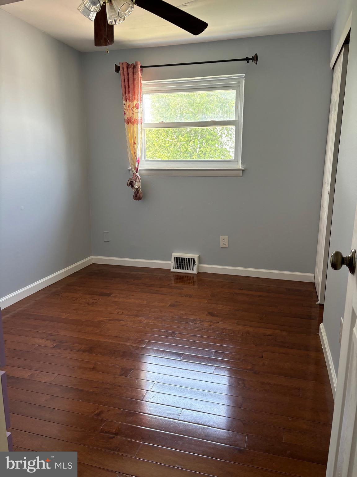 9009 Eastview Road Philadelphia, PA 19152 - Photo 9 of 15 Gallery Image 9