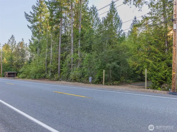 $145,000 | 5441 East Grapeview Loop Road, Allyn, WA 98524