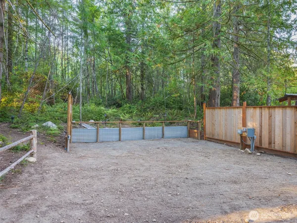 $145,000 | 5441 East Grapeview Loop Road, Allyn, WA 98524