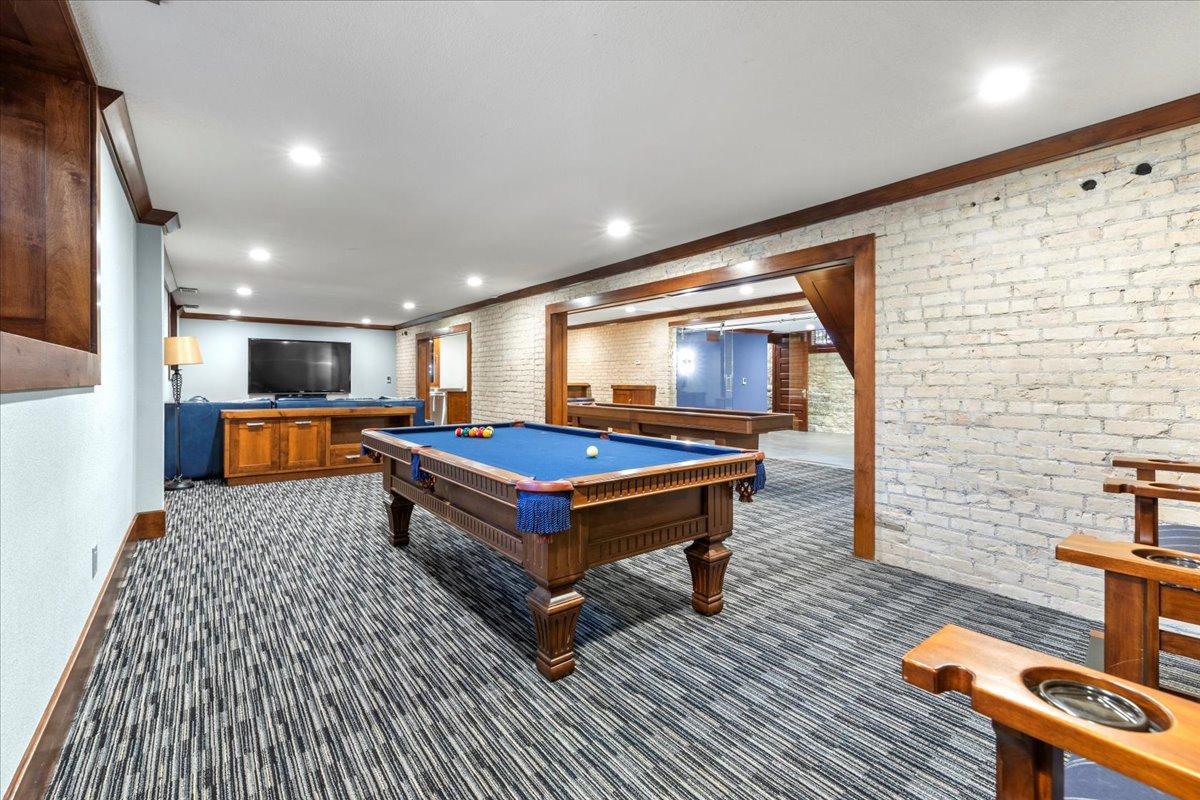 1724 Summit Avenue, Unit R Minneapolis, MN 55403 - Photo 13 of 57 Gallery Image 13