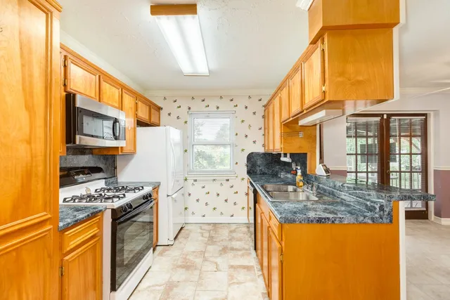 $219,500 | 429 East Kiber Street, Angleton, TX 77515