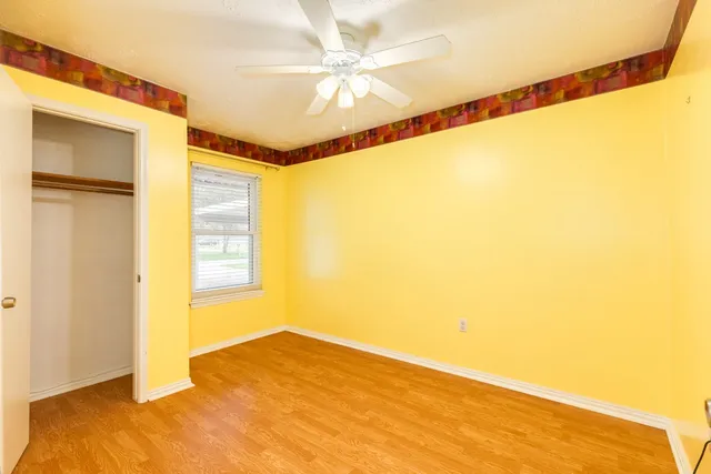 $219,500 | 429 East Kiber Street, Angleton, TX 77515