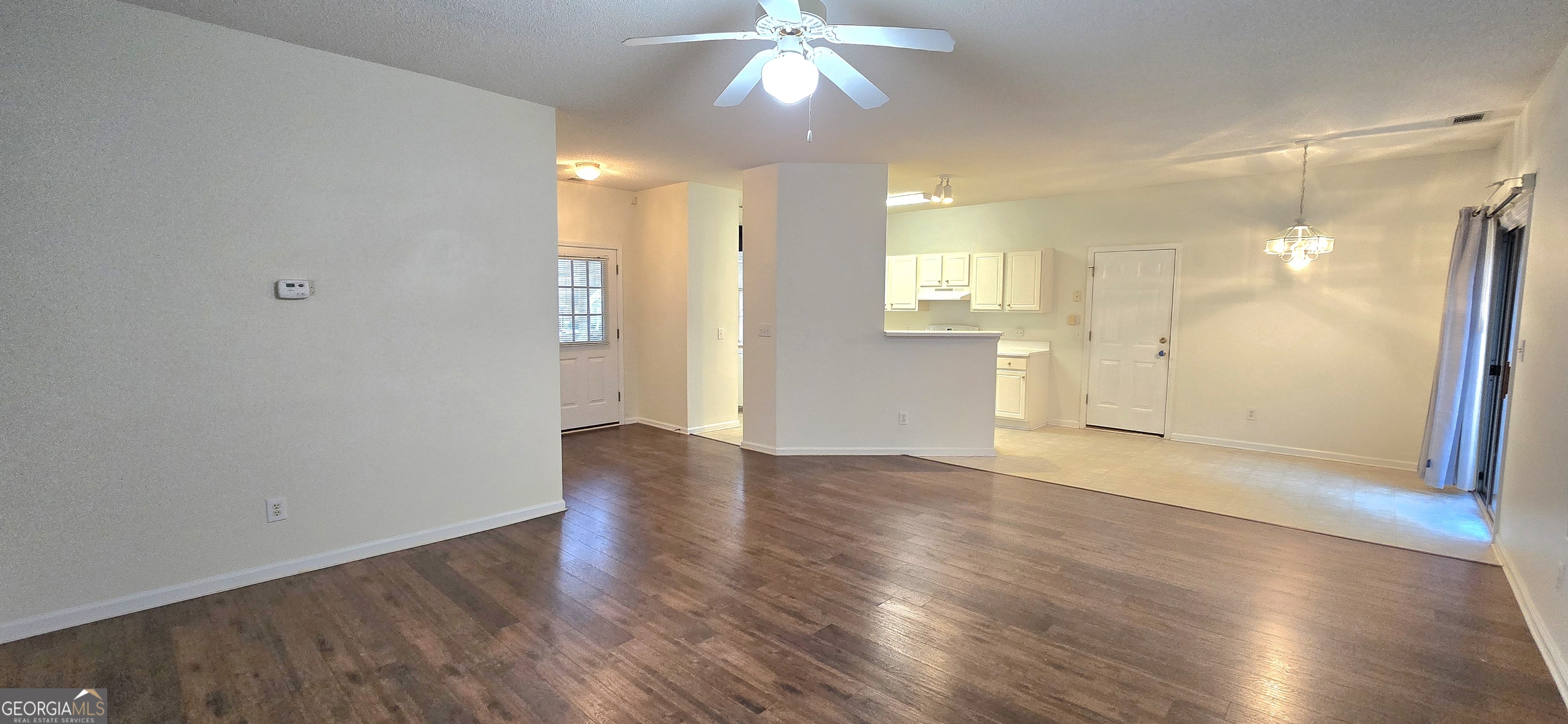 45 Chemin Place Sharpsburg, GA 30277 - Photo 4 of 47