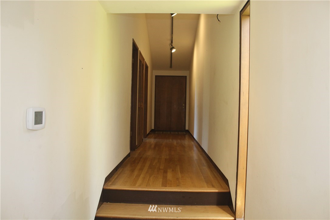 13803 Southeast 180th Street Renton, WA 98058 - Photo 2 of 25 Gallery Image 2