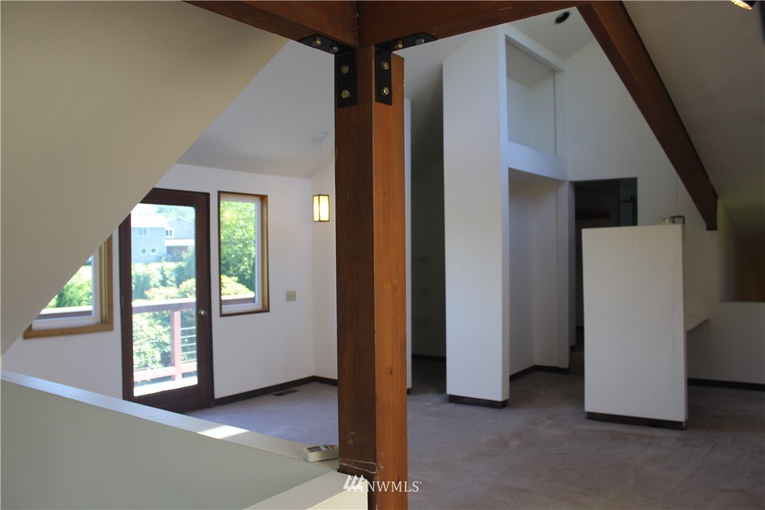 13803 Southeast 180th Street Renton, WA 98058 - Photo 13 of 25 Gallery Image 13