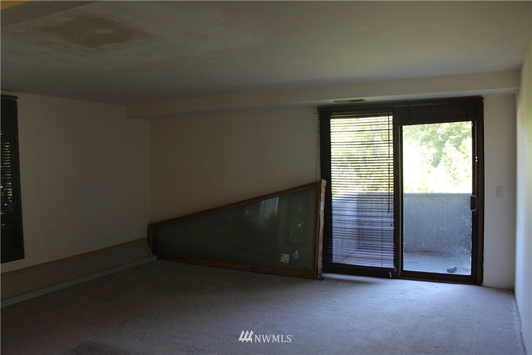 13803 Southeast 180th Street Renton, WA 98058 - Photo 18 of 25 Gallery Image 18
