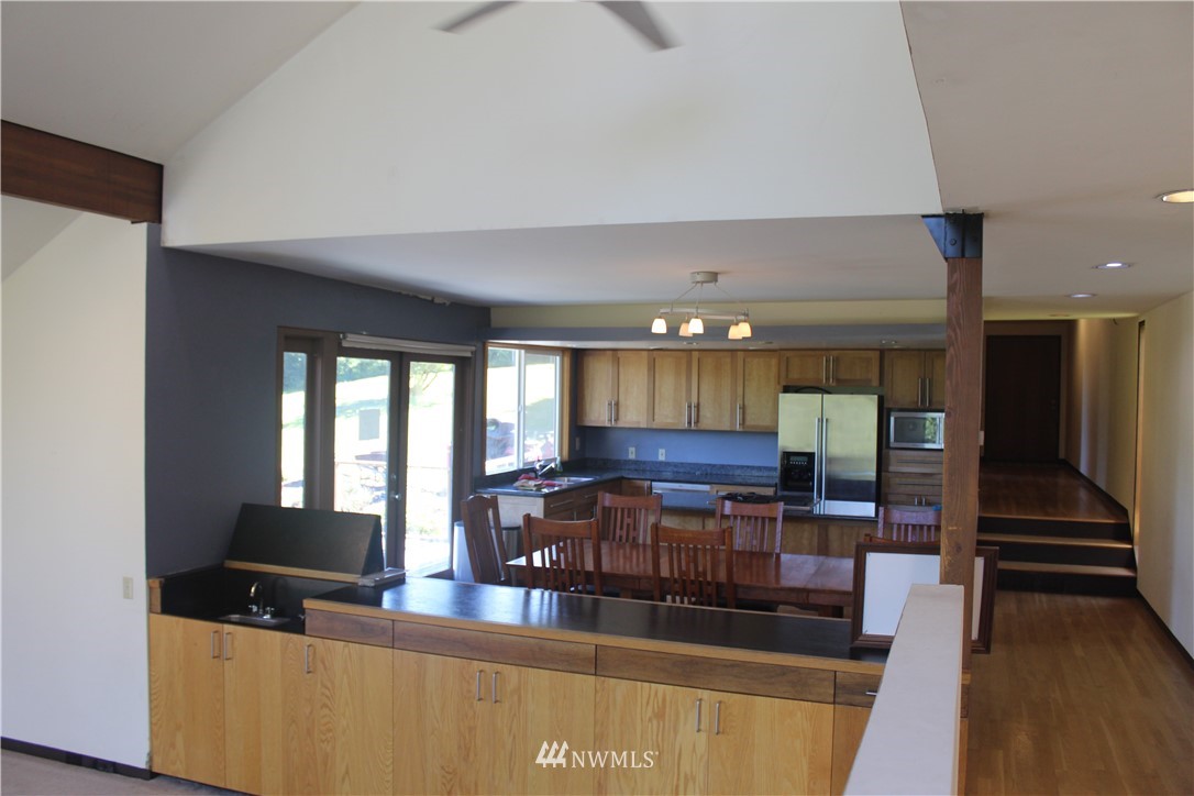 13803 Southeast 180th Street Renton, WA 98058 - Photo 6 of 25 Gallery Image 6