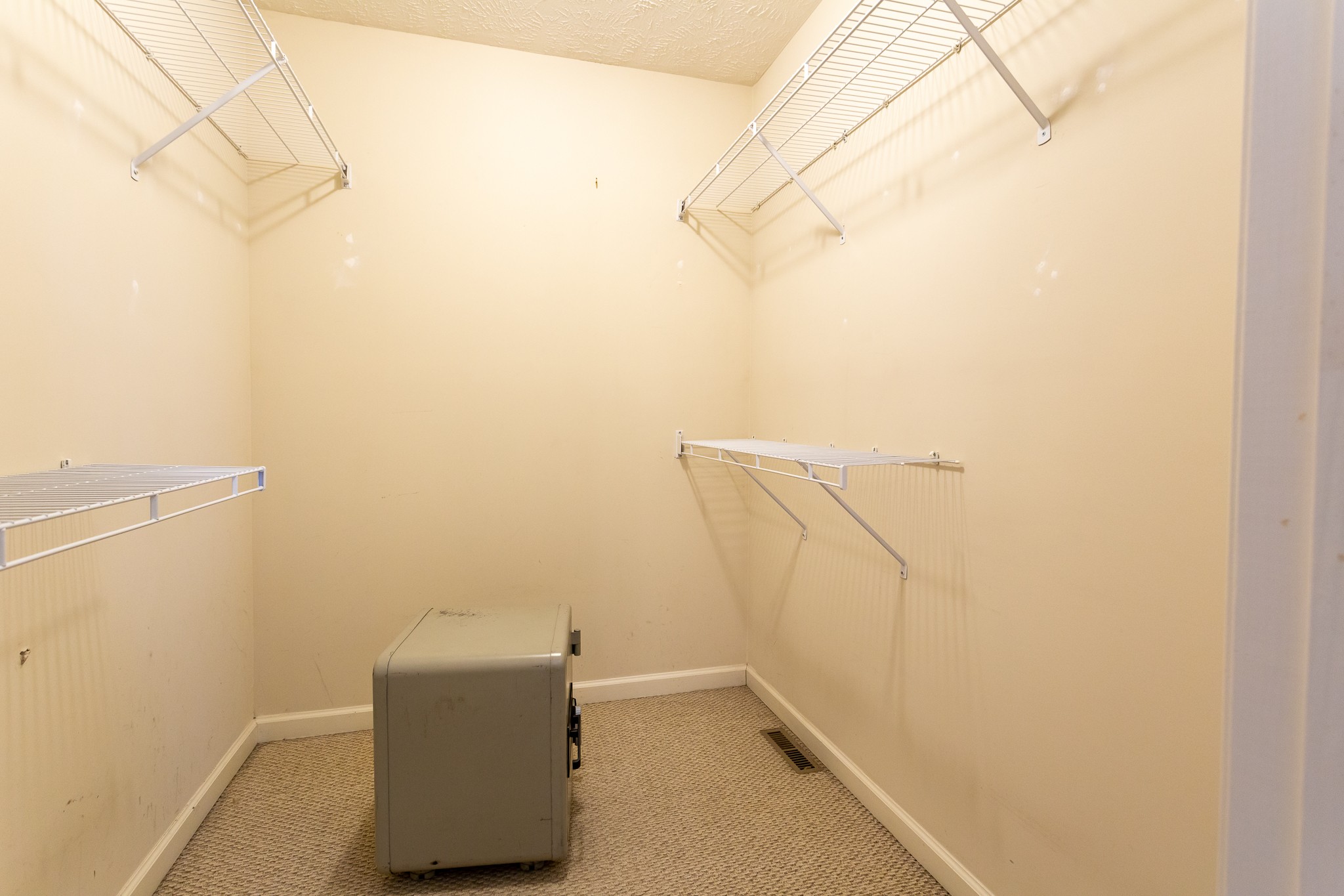 1649 Gratton Road Clarksville, TN 37043 - Photo 11 of 23 a view of small space