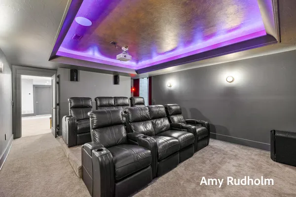 $1,590,000 | 522 River Street, Spring Lake, MI 49456