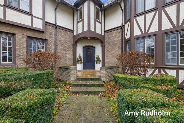 $1,590,000 | 522 River Street, Spring Lake, MI 49456