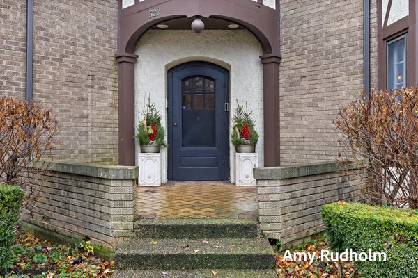 $1,590,000 | 522 River Street, Spring Lake, MI 49456