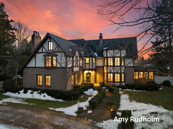 $1,590,000 | 522 River Street, Spring Lake, MI 49456