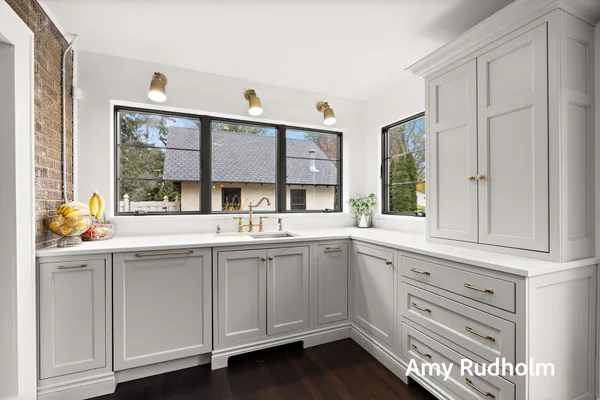 $1,590,000 | 522 River Street, Spring Lake, MI 49456