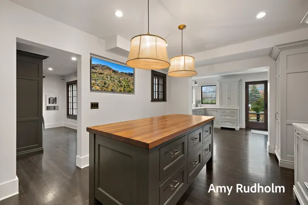 $1,590,000 | 522 River Street, Spring Lake, MI 49456