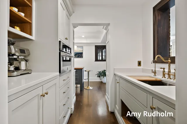 $1,650,000 | 522 River Street, Spring Lake, MI 49456