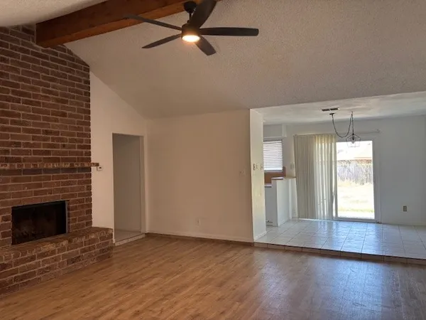 $1,600 | 6913 Fawn Ridge Drive, Corpus Christi, TX 78413