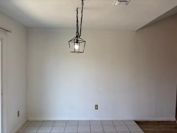 $1,600 | 6913 Fawn Ridge Drive, Corpus Christi, TX 78413