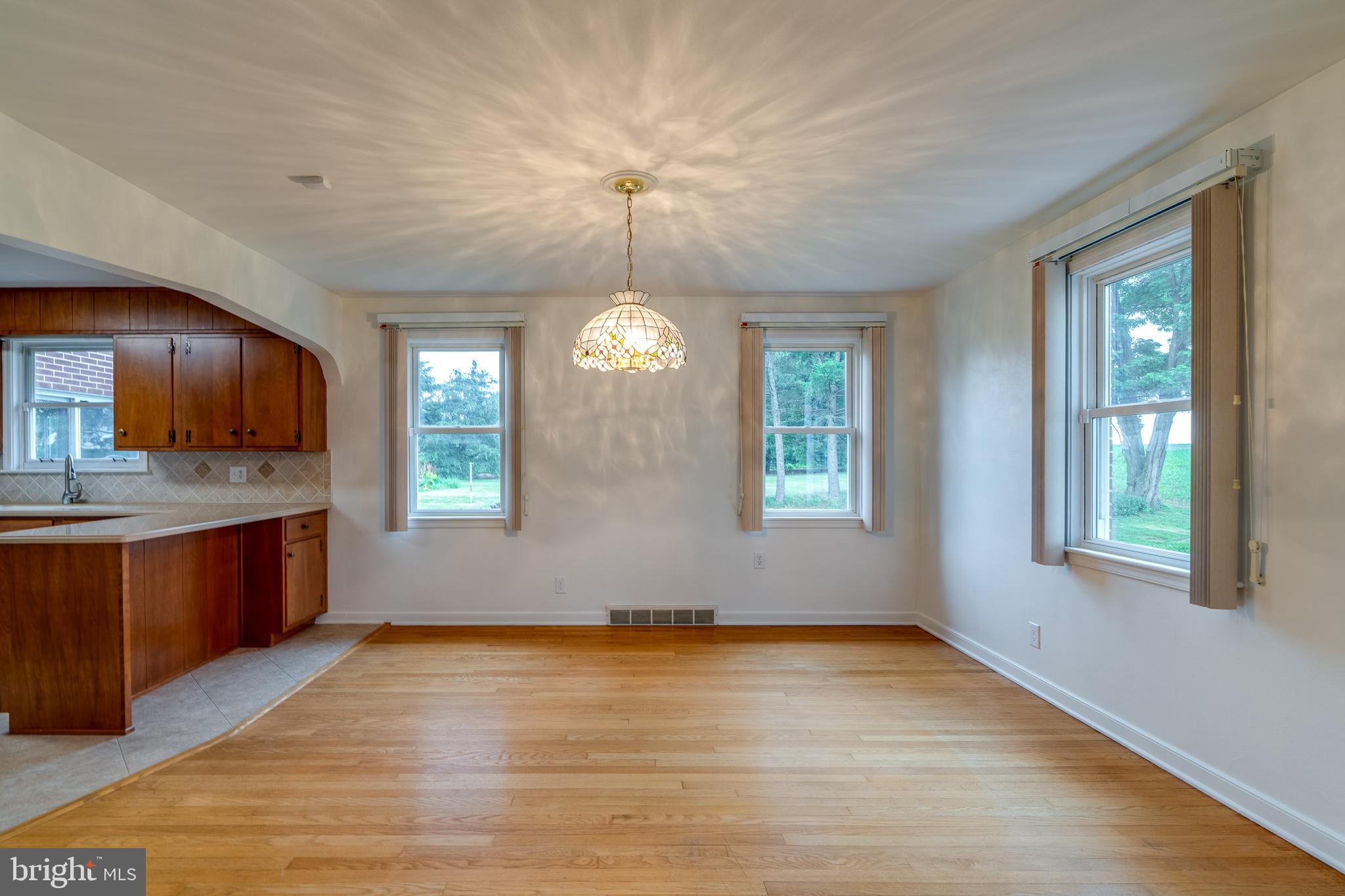 1954 Laudermilch Road Palmyra, PA 17078 - Photo 7 of 20 Gallery Image 7