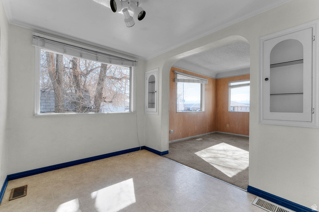 7689 Locust Street Midvale, UT 84047 - Photo 3 of 26 Bright dining area off kitchen.