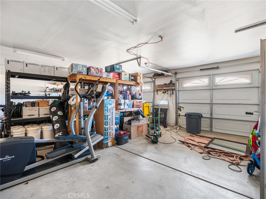 13850 Night Shade Road Apple Valley, CA 92307 - Photo 72 of 75