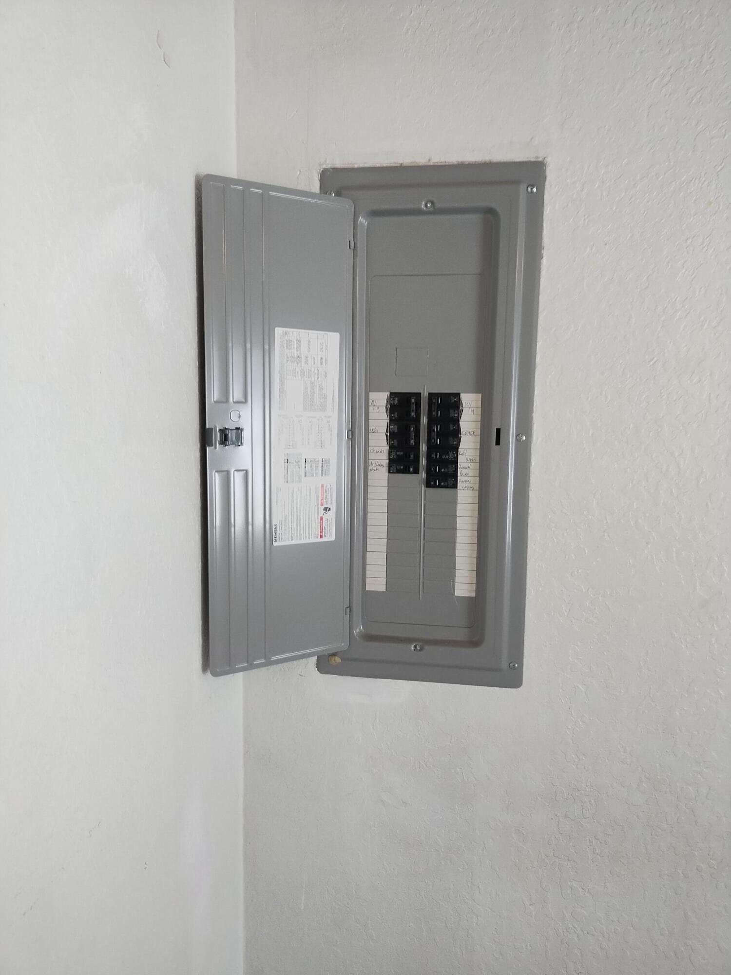 1659 Palm Ridge Road Melbourne, FL 32935 - Photo 8 of 12 IMG_20240319_140815919