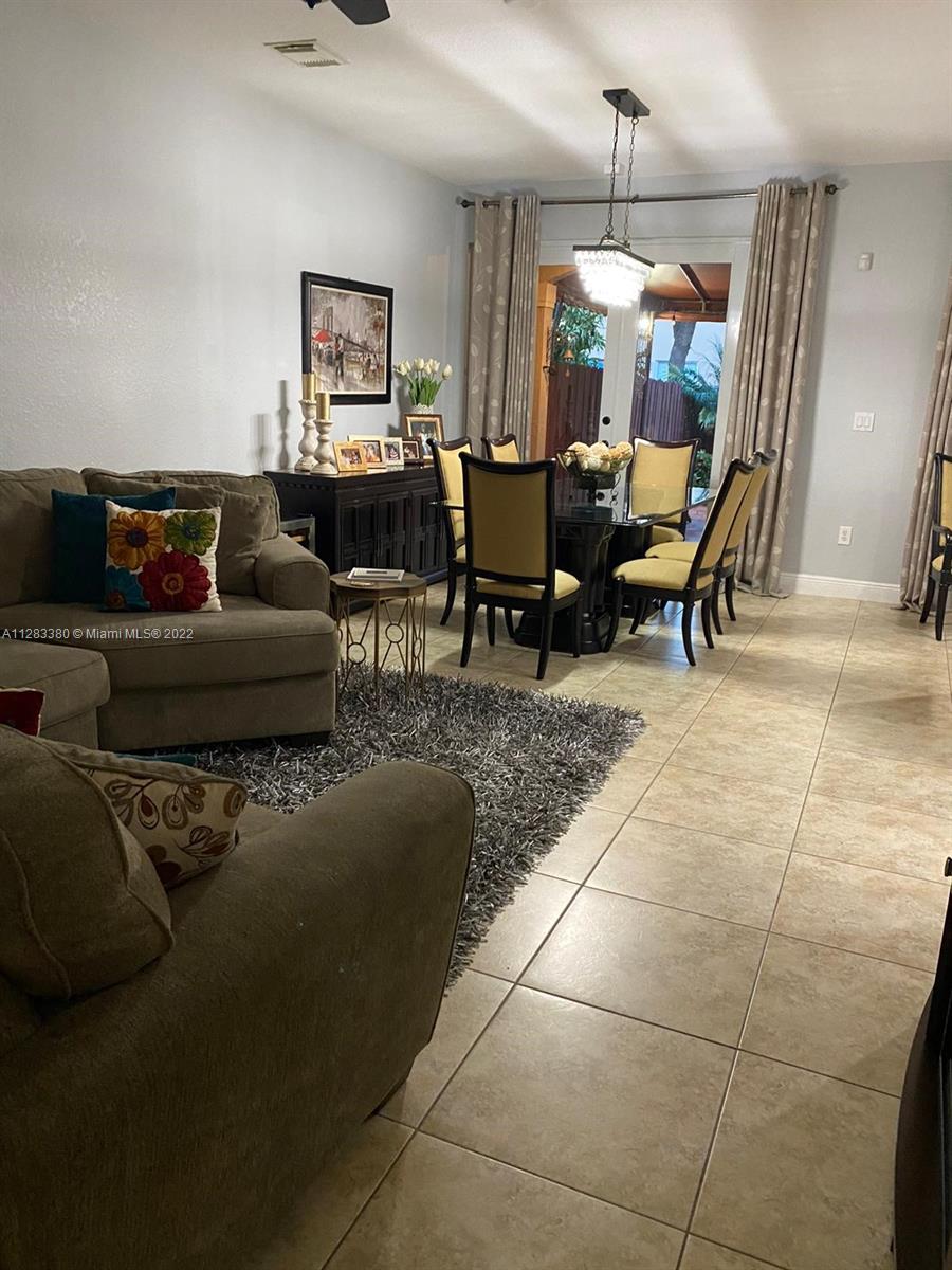 929 Southwest 153rd Path, Unit 929 Miami, FL 33194 - Photo 5 of 17 Gallery Image 5