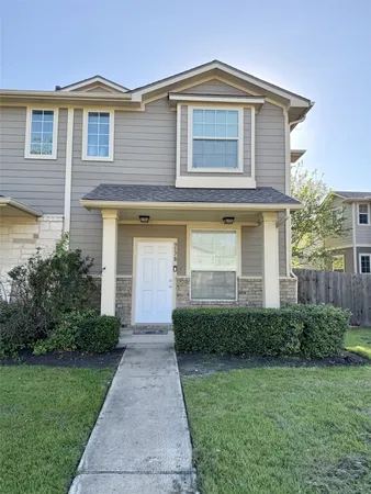 $1,900 | 917 Sebastian Bend, Unit B, Pflugerville, TX 78660