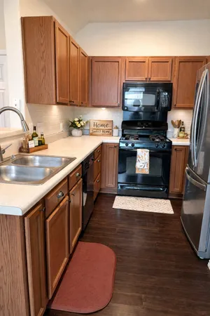 $1,900 | 917 Sebastian Bend, Unit B, Pflugerville, TX 78660