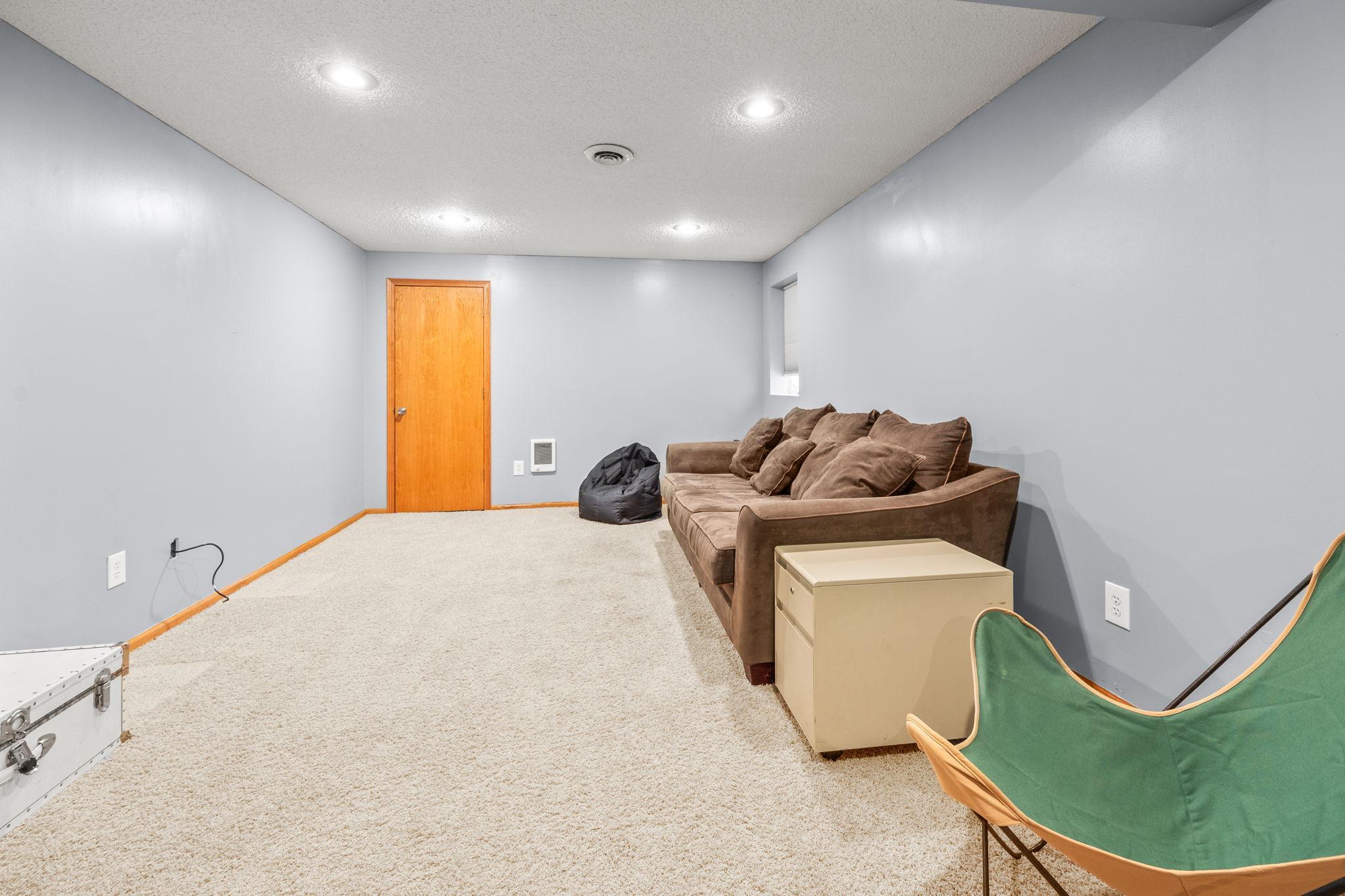 12688 74th Avenue North Maple Grove, MN 55369 - Photo 15 of 21